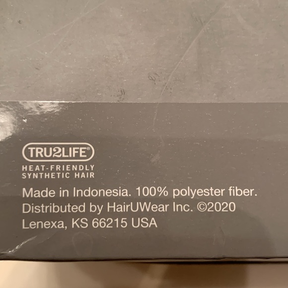 Raquel Welch Signature Collection Sheer Indulgence Wig 🤩offers welcomed💖 - Picture 7 of 8